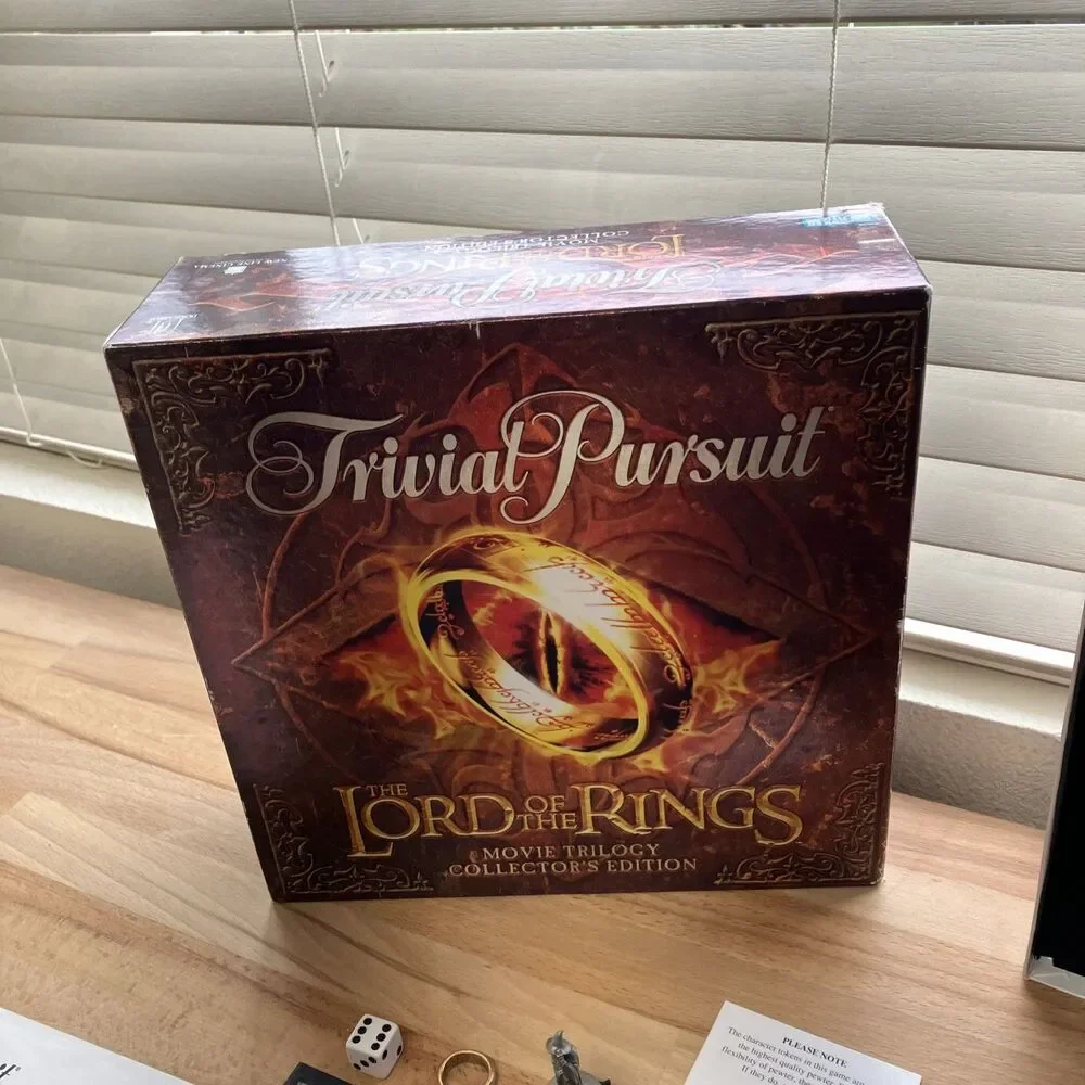 Trivial Pursuit Lord of the Rings Movie Collector’s Edition 100% Complete